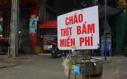 Chỉ là nồi cháo thịt bằm, và Sài Gòn vẫn luôn dễ thương đến thế!