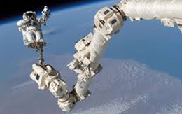 NASA sắp ra mắt robot theo dõi hoạt động của các phi hành gia