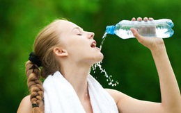 Cách đơn giản để kiểm tra cơ thể thiếu nước