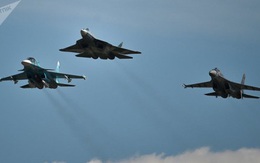 PAK FA và Su-35S: Trụ cột tương lai của Không lực Nga