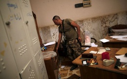 “Đột nhập” vào nhà tù cải hoán từ biệt thự của IS tại Mosul