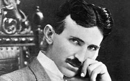 Từ năm 1898, Nikola Tesla đã gây chấn động khi làm tất cả mọi người tin rằng chiếc thuyền này được điều khiển bằng giọng nói