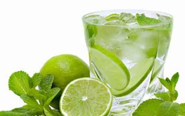 8 công dụng tuyệt vời cho sức khỏe nhờ uống nước chanh mỗi buổi sáng liên tục trong 2 tuần