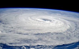 Cùng chiêm ngưỡng những hình ảnh hùng vĩ của siêu bão đầu tiên trong năm 2017 tại khu vực Thái Bình Dương