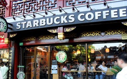 Các công ty Mỹ "tháo chạy" khỏi Trung Quốc, vì sao Starbucks vẫn ở lại?