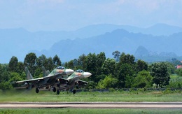 Không quân Việt Nam: Những người giữ sạch "đường lên trời"