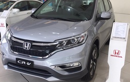 Honda CR-V giảm giá sốc, còn chưa tới 800 triệu đồng/xe