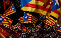 Catalonia phải trả lời tối hậu thư – “Có” hay “Không” đều thiệt