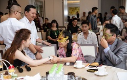 Ngọc Trinh tố đại gia "bỏ kèo", tuyên bố đấu giá lại siêu sim