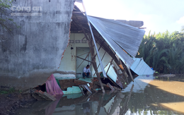 5 căn nhà ở Sài Gòn bị cuốn xuống sông lúc nửa đêm