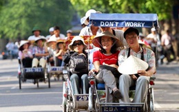 Bộ Chính trị khẳng định đưa du lịch thành ngành kinh tế mũi nhọn