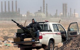 Libya tái bùng phát nội chiến, NATO phải chơi ván cờ mới?