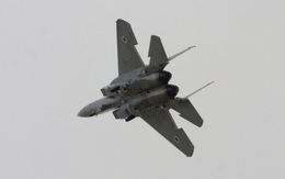 Mặc Syria phản ứng, Israel "tiếp tục không kích"