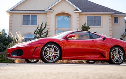 Siêu xe Ferrari cũ của Donald Trump được bán với giá cao kỷ lục