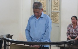 Đổ xăng đốt nhân tình rồi rút dao tự tử bất thành