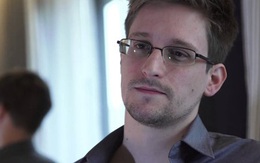 ‘Kẻ lộ mật' Snowden lên tiếng vụ Mỹ ném siêu bom xuống Afghanistan