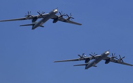Mỹ điều F-22 đánh chặn máy bay ném bom Tu-95 của Nga
