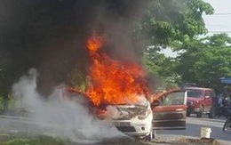 Taxi bốc cháy dữ dội, nữ tài xế nhanh trí cứu thoát 4 hành khách