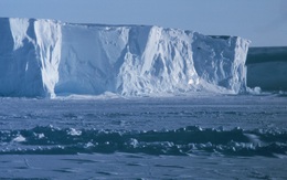 Tảng băng rộng gần gấp đôi Hà Nội sắp trôi khỏi Nam Cực