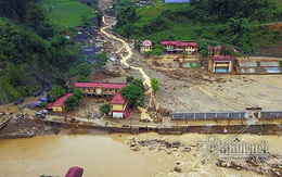 Mù Cang Chải hoang tàn nhìn từ trên cao