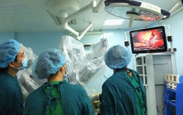 Chuyện lạ ở Việt Nam: Dùng Robot điều trị ung thư gan