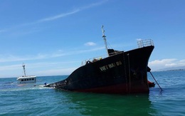 Tàu chìm, 21.000 lít dầu có nguy cơ tràn ra biển