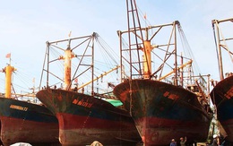 Sơn lại tàu ở Bình Định, không thay thép dỏm