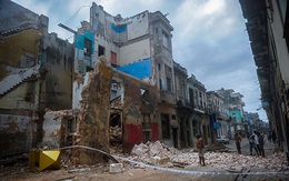 Siêu bão Irma cày nát phía Bắc Cuba, nhăm nhe tấn công Florida