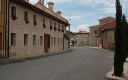 Cả làng trở thành triệu phú sau khi đại gia qua đời, để lại cho mỗi người gần 60 tỉ đồng