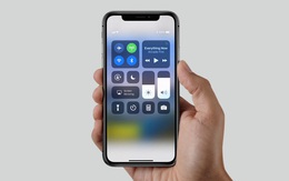 iPhone X từ góc nhìn của một tín đồ Android: "Không ngon!"