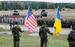 Ukraine quyết “dứt bóng” Nga, đổi súng AK sang “sát thủ lính Mỹ” AR-15