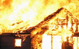 Cháy nhà, 2 bé gái tử vong thương tâm