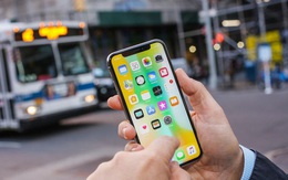 iPhone X quá khác biệt so với những mẫu đời trước, iFan không chịu nổi phải đem đi trả máy