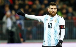 ‘Tôi khó chịu với thành tích của Messi’
