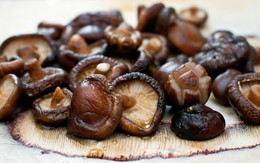 Chữa được nhiều bệnh, tốt cho sức khỏe chị em: Chuyên gia Đông y “mách nước” món ăn chữa bệnh từ nấm hương