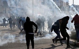 Đụng độ với cảnh sát Israel, số người Palestine bị thương liên tục gia tăng