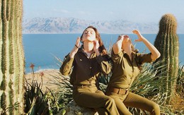Vẻ đẹp đời thường đầy mê hoặc của các nữ quân nhân Israel