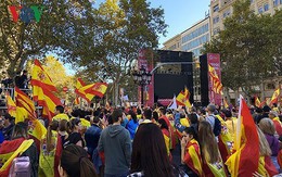Phe ly khai chiếm ưu thế nhỏ trong thăm dò trước bầu cử Catalonia