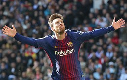 Ngày hoàn hảo cho Messi: Ghi bàn, kiến tạo, lập kỷ lục và... đá trúng mặt Ronaldo