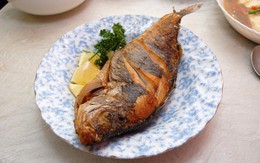 7 mẹo nhỏ giúp bạn rán cá thơm giòn, không bị dính chảo