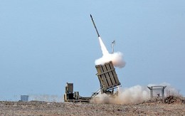 Israel bắn hạ hỏa tiễn tấn công từ Dải Gaza