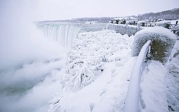 7 ngày qua ảnh: Cảnh thác Niagara đóng băng như trên hành tinh khác