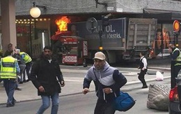 Tấn công khủng bố ở Stockholm: Xe tải đâm vào đám đông, 5 người thiệt mạng