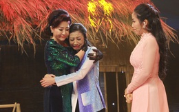 Bạn gái cũ Hoài Linh khóc nức nở trên sóng truyền hình