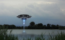 3 video sống động ghi hình năm 2004, 2013, 2014 về UFO trên Trái Đất
