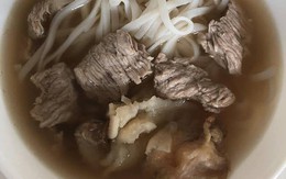 Nấu phở cho mẹ chồng ốm nhưng vẫn bị lạnh nhạt, nàng dâu khiến dân tình cười nghiêng ngả khi cho xem ảnh tô phở