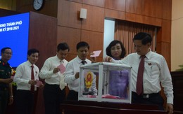 Miễn nhiệm chức danh Ủy viên UBND TP đối với đại tá Lê Văn Tam