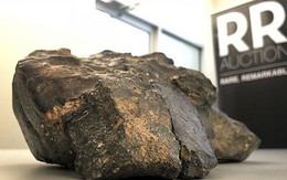 Thiên thạch mặt trăng đại gia Xuân Trường mua là gì, vì sao đắt đỏ đến thế?