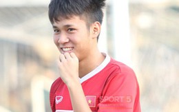 Phát hiện thêm một "hot boy U19" sở hữu nụ cười ngọt ngào, từng được ví tài năng như Văn Toàn