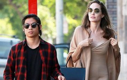 Mặc tranh chấp ly hôn, Angelina Jolie muốn liên lạc với Brad Pitt để tổ chức Halloween cho con